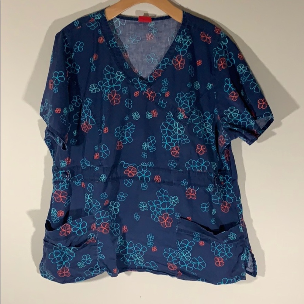 Dickies 2xl flower print scrub top